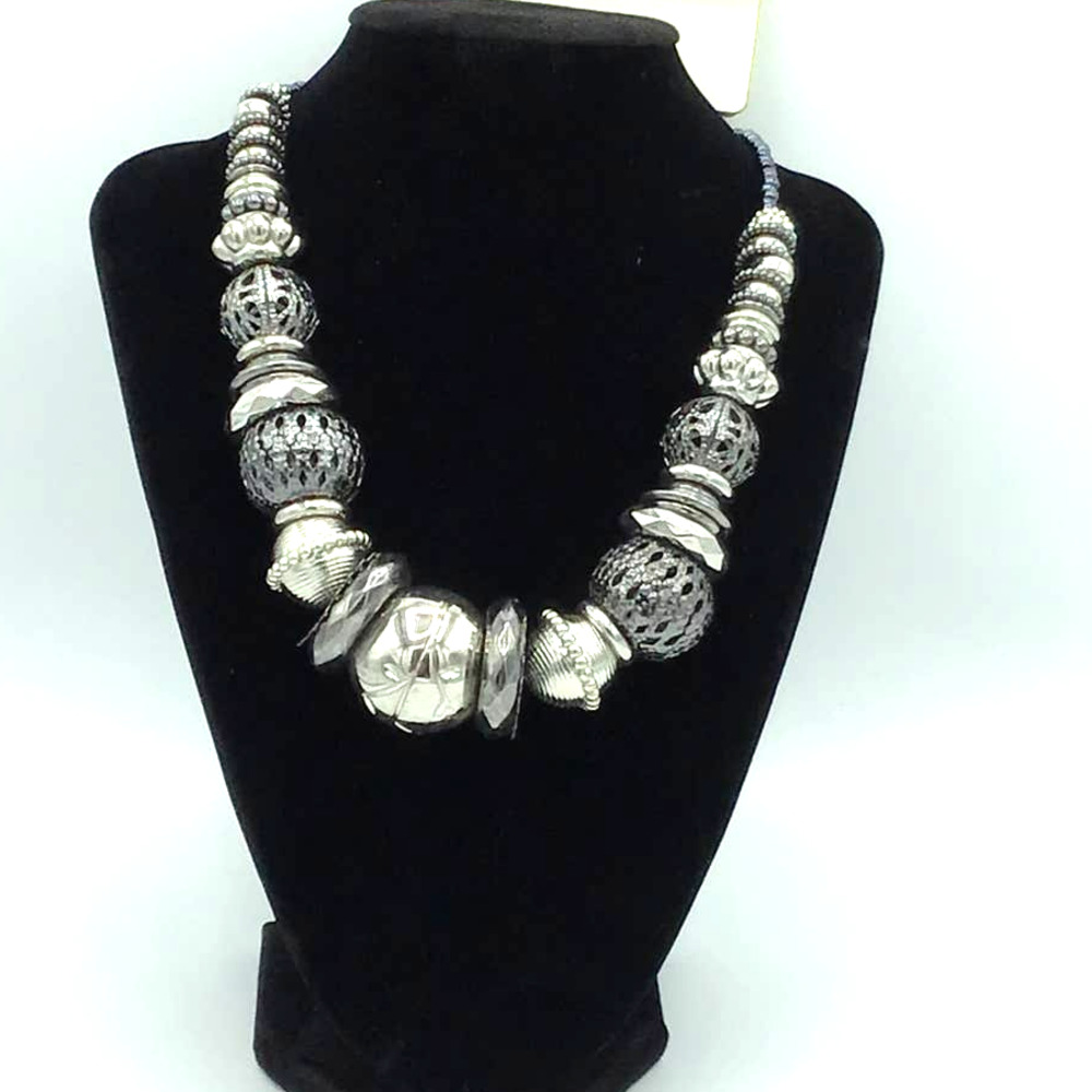 Bold Elements Chunky Silver & Black Necklace